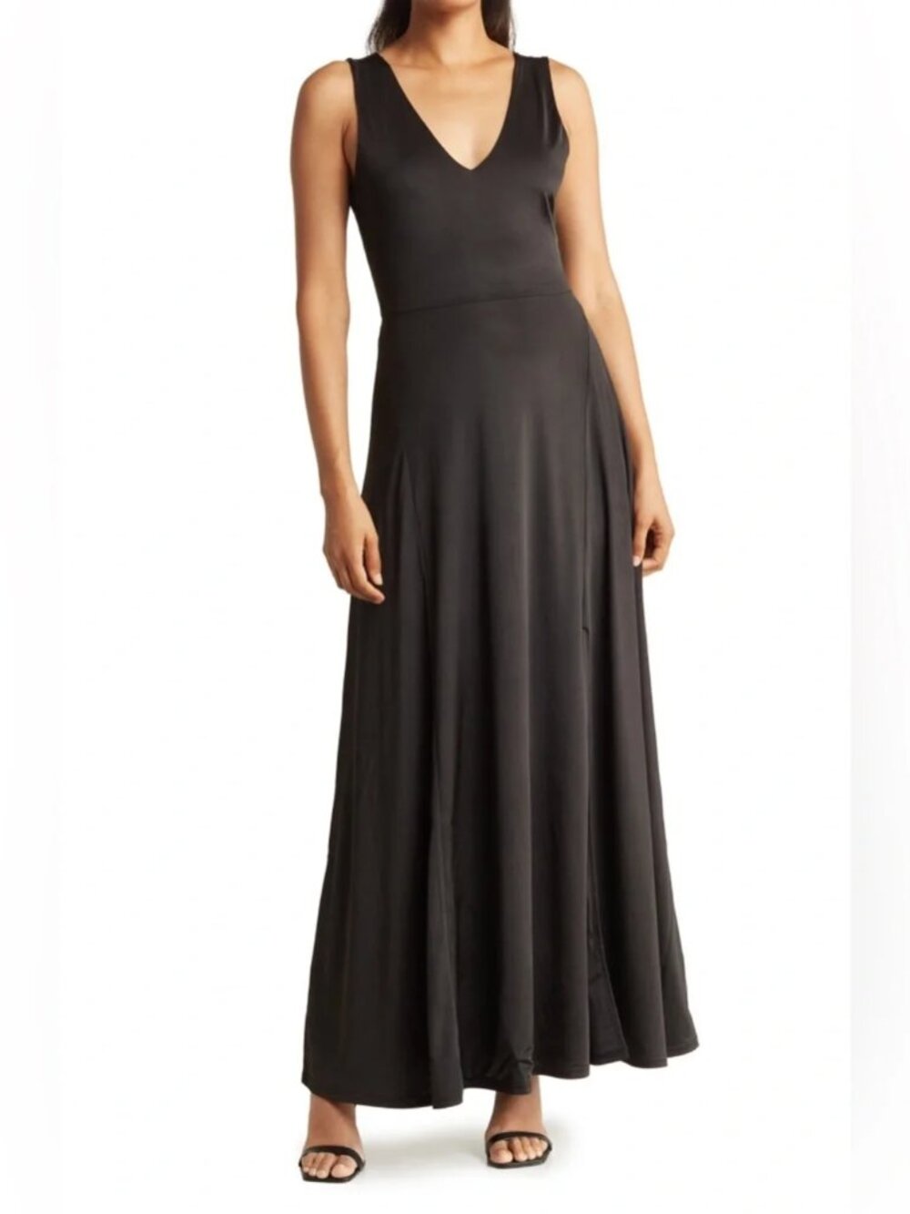 NEW Love by Design Gevena Sleeveless V-Neck Maxi Dress